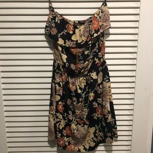 Floral strapless dress